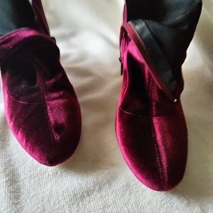 New Never Worn Burgundy Velvet Ankle Boots